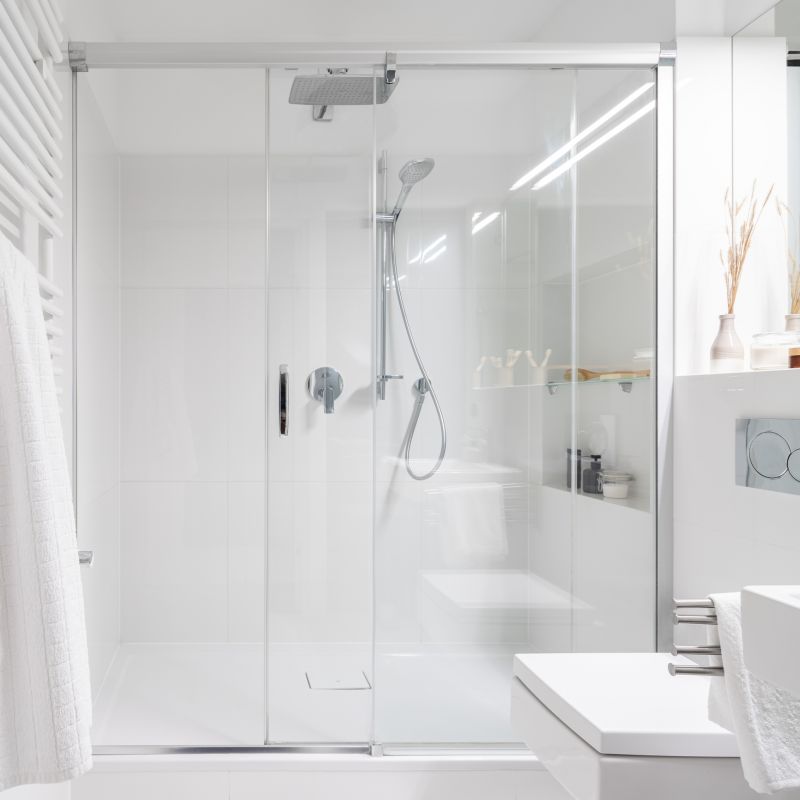 Elegant Shower Cabinets